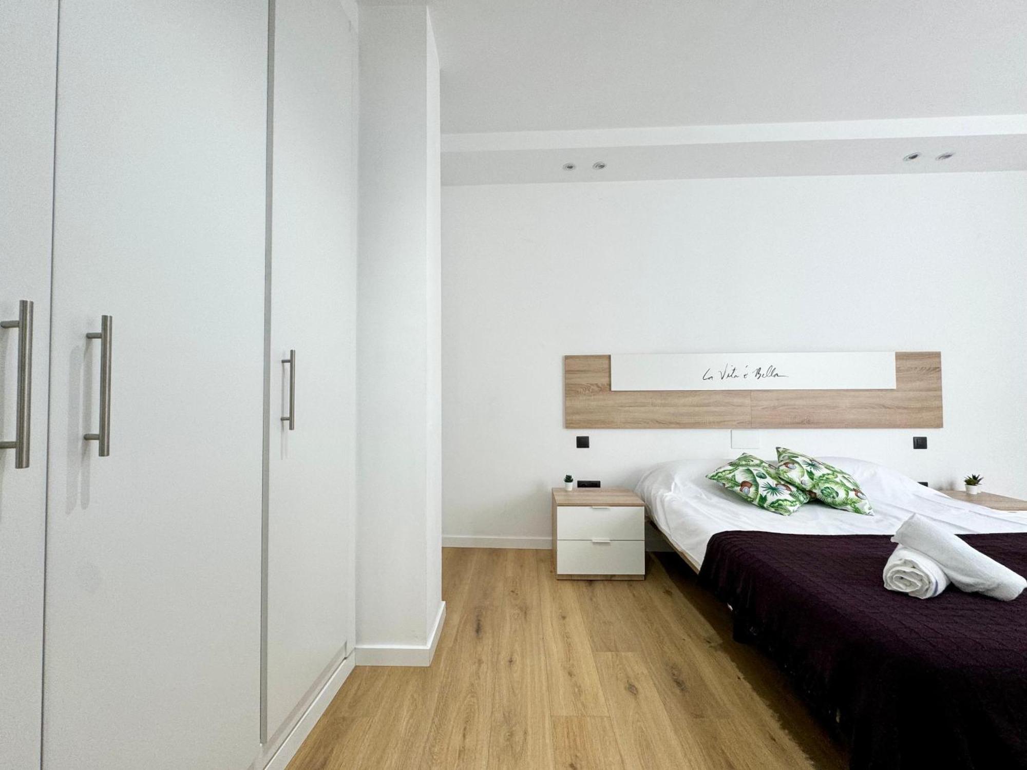 Apartamento Sweet Capuchinos Malaga Exterior photo
